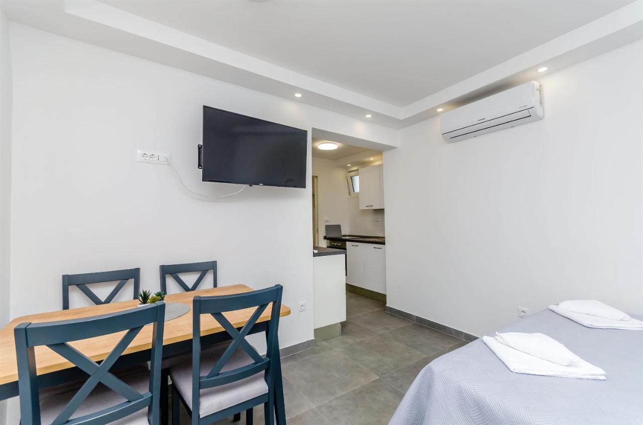 רוגוזניצה Apartments Milan מראה חיצוני תמונה