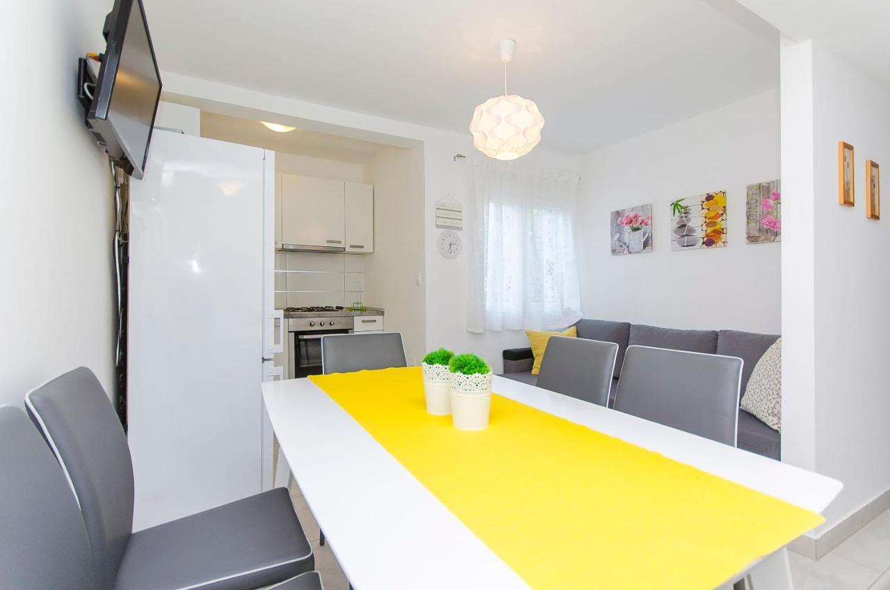 רוגוזניצה Apartments Milan מראה חיצוני תמונה